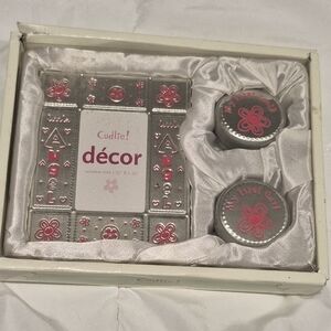 Silver and Pink Décor Set
